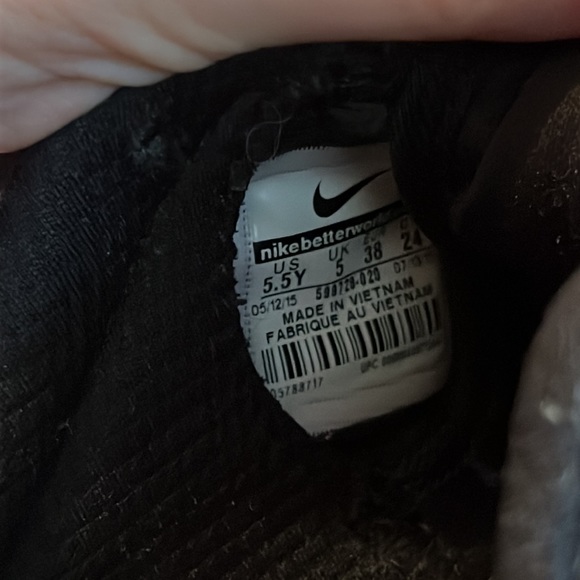 NIKE ROSHERUN (GS) - Picture 5 of 5